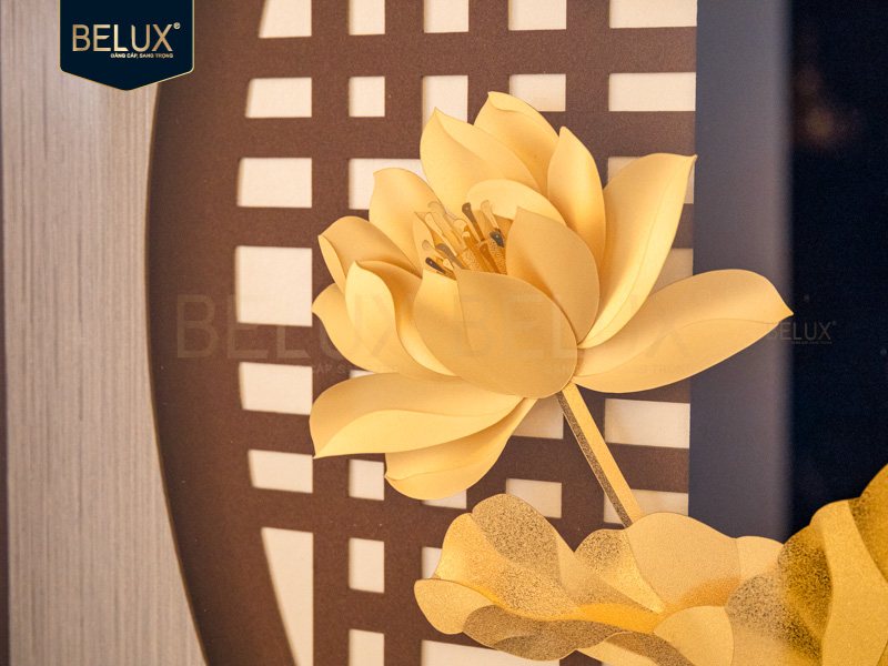 Tranh Hoa Sen dát vàng 24k 81x81cm